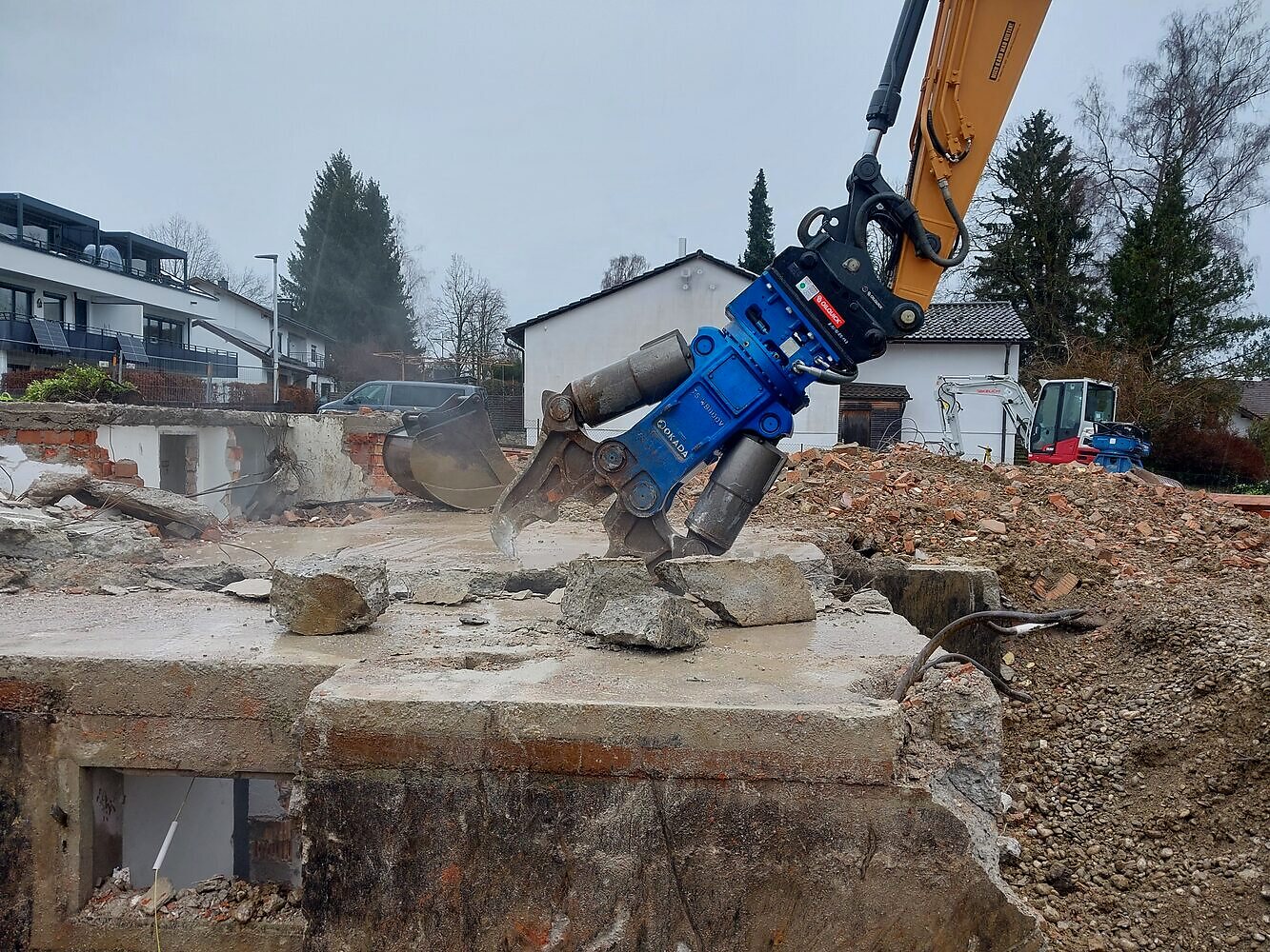 Abbruch mit Bagger