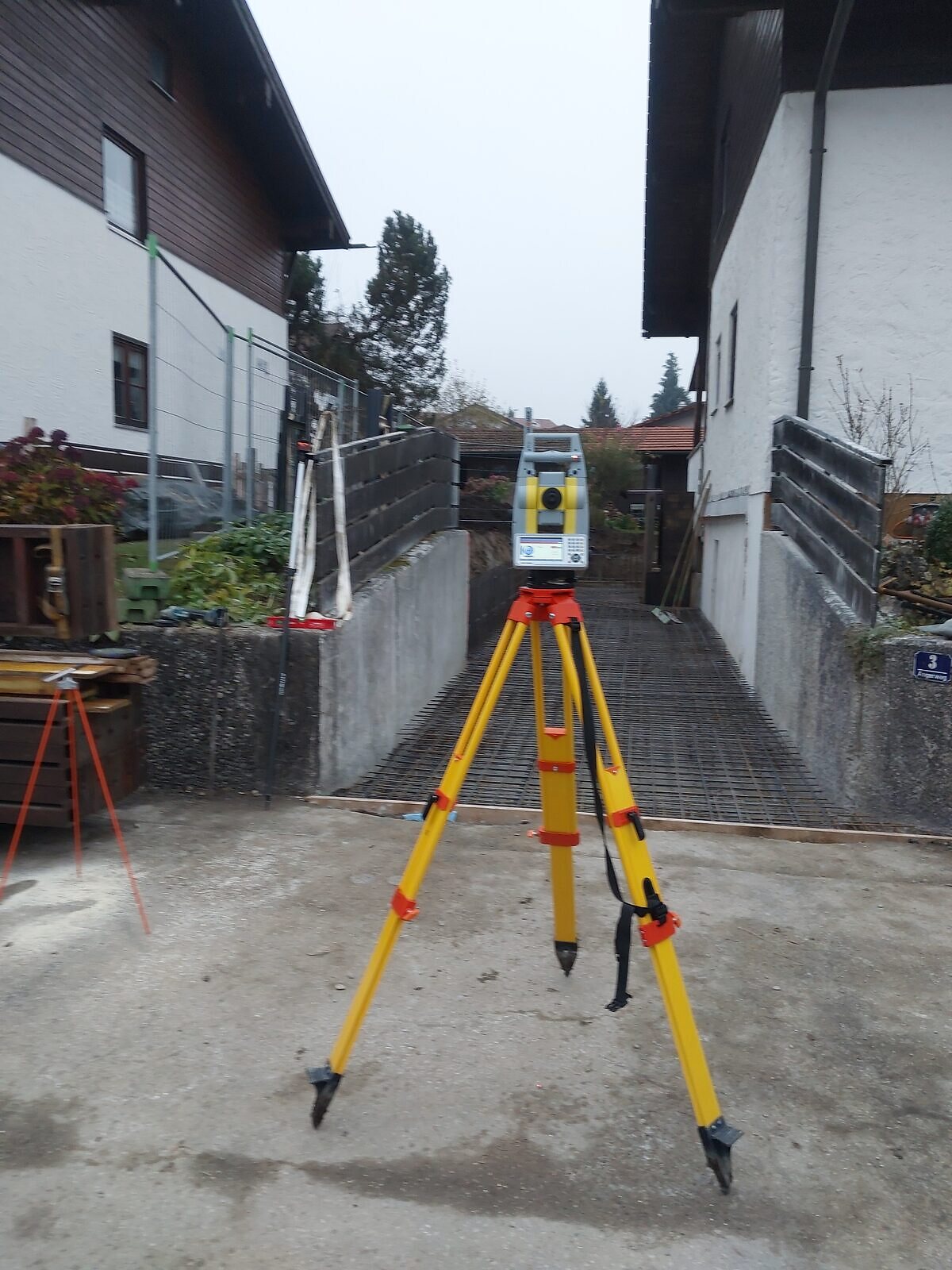 Tachymeter bei der Bauvermessung